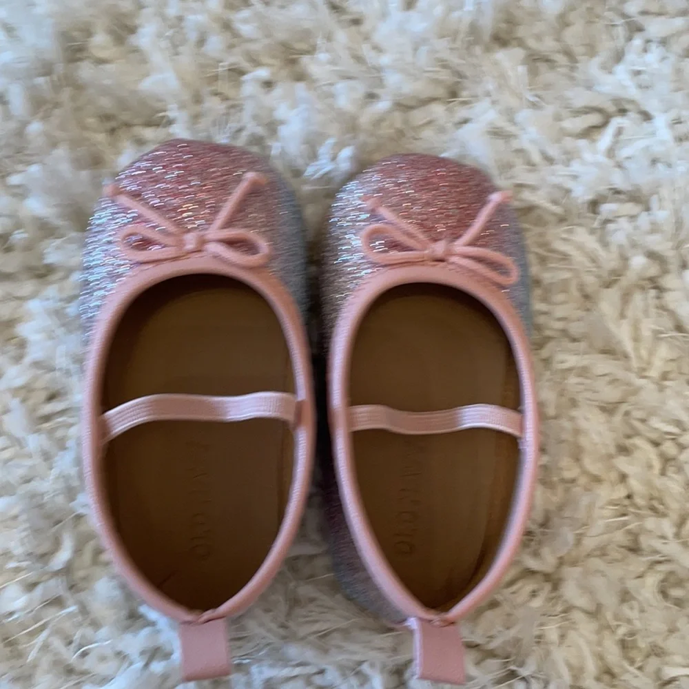 NWOT Old Navy Baby Girls Sparkly ballet flats!!!